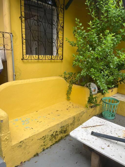 Quartos Na Casa Amarela Salvador Exterior photo